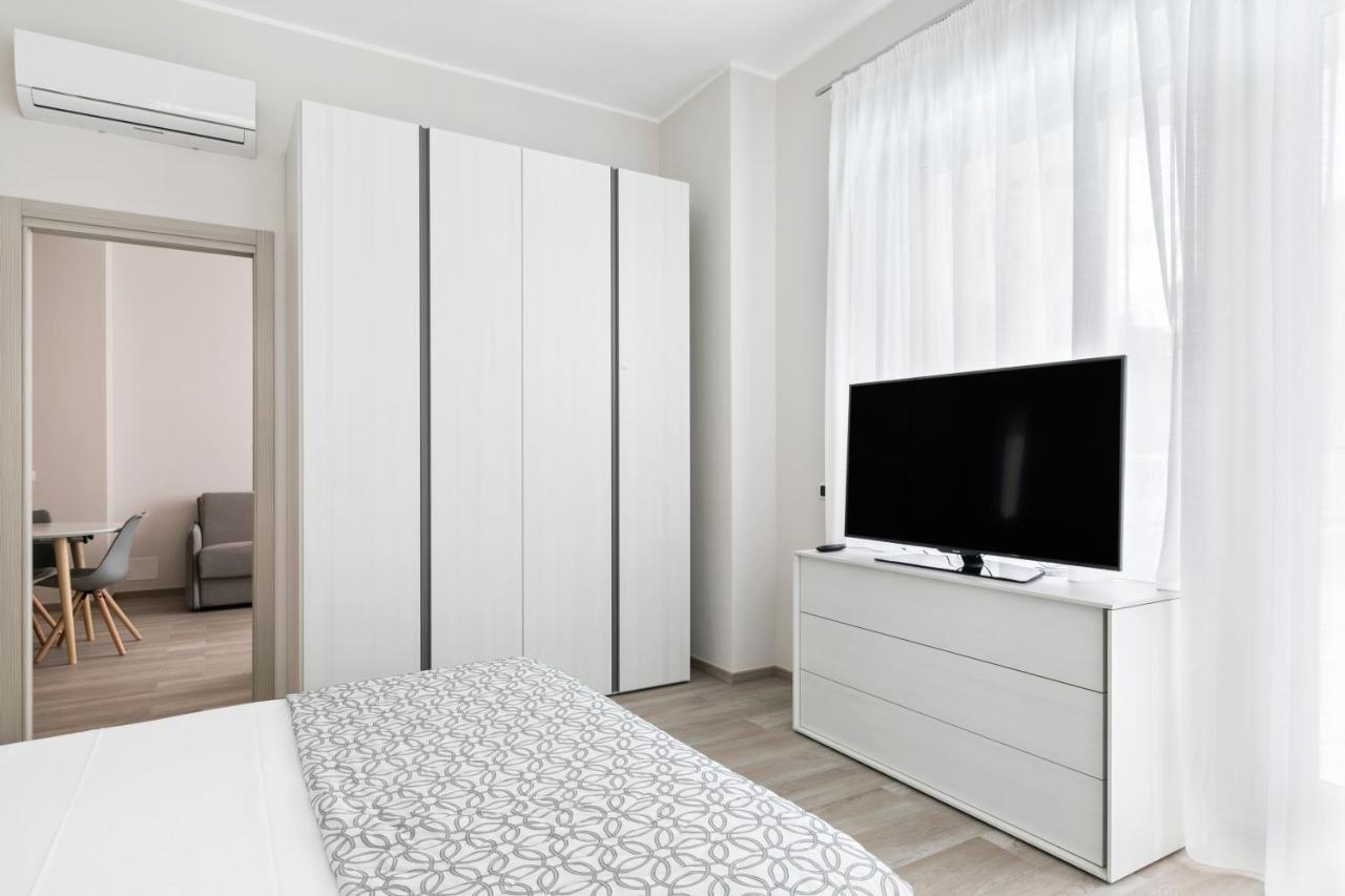 פלרמו Grattacielo Ina Apartments מראה חיצוני תמונה
